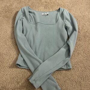 Hollister long sleeve crop top (Blue)